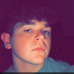 Meet your Posher, Carlos